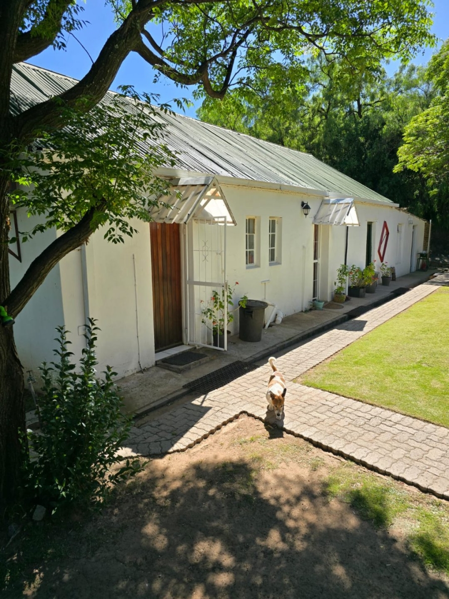 9 Bedroom Property for Sale in Lady Grey Eastern Cape